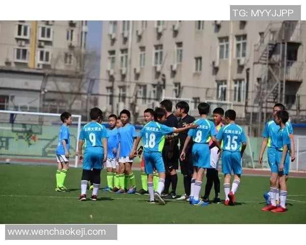 足球简报绘制技巧与创意分享助你轻松掌握足球赛事动态